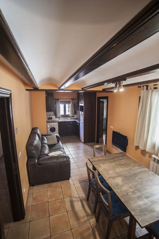 Apartamentos Cine Capicol Albarracín Екстериор снимка